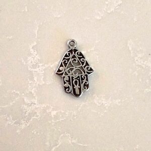 NWT .925 Hamsa hand of life
